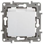 Розетка 1-м СП Etika 16А IP44 250В 2P+E с заземл. защ. шторки с крышкой немецк. стандарт безвинтов. клеммы механизм бел. Leg 672232 Розетка 1-м СП Etika 16А IP44 250В 2P+E с заземл. защ. шторки с крышкой немецк. стандарт безвинтов. клеммы механизм бел. Leg 672232